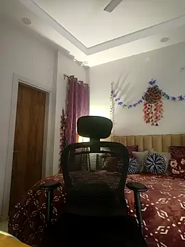 Archi-07 online show from 11/18/25, 06:50