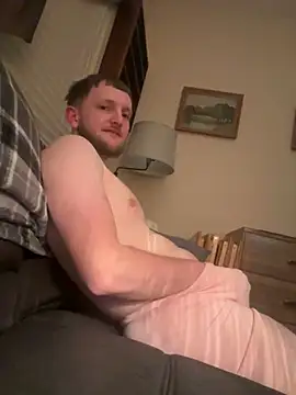 Snapshot of LoveItAllxHnH chatting on 03/09/25, 09:35 LoveItAllxHnH online show from 03/09/25, 09:35