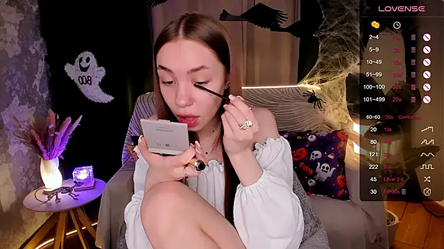 MilliBrown  online show from 11/03/25, 08:18