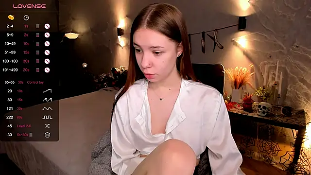 MilliBrown  online show from 11/02/25, 08:08