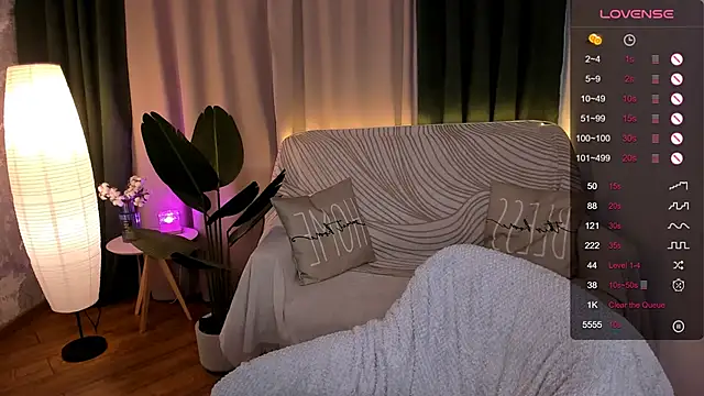 MilliBrown  online show from 03/18/25, 08:39