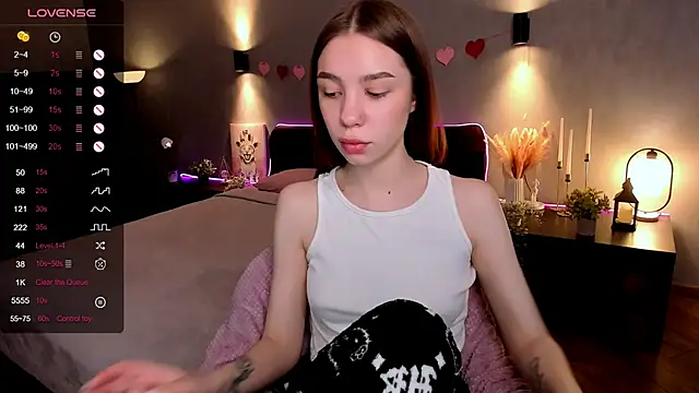 MilliBrown  online show from 10/19/25, 06:05