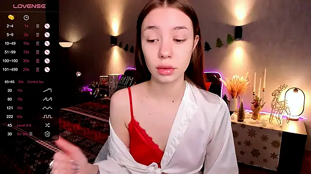 MilliBrown  online show from 12/16/25, 08:07