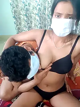 Snapshot of pimange34 chatting on 02/19/25, 02:44 pimange34 online show from 02/19/25, 02:44