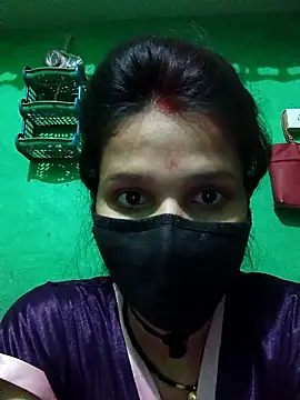 Snapshot of Hoty_girl_143 chatting on 02/16/26, 06:28 Hoty girl 143 online show from 02/16/26, 06:28