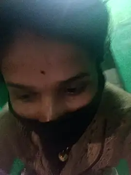 Hoty girl 143 online show from 11/15/25, 03:54