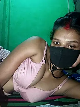 Snapshot of Hoty_girl_143 chatting on 03/29/26, 07:15 Hoty girl 143 online show from 03/29/26, 07:15