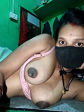 Snapshot of Hoty_girl_143 chatting on 03/02/26, 07:15 Hoty girl 143 online show from 03/02/26, 07:15