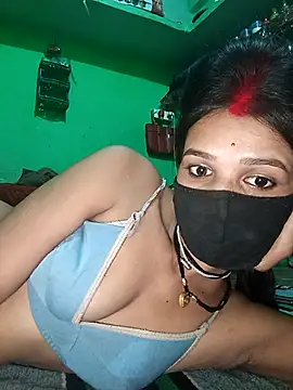 Hoty girl 143 online show from 10/12/25, 03:35