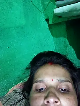 Hoty girl 143 online show from 12/05/25, 06:17