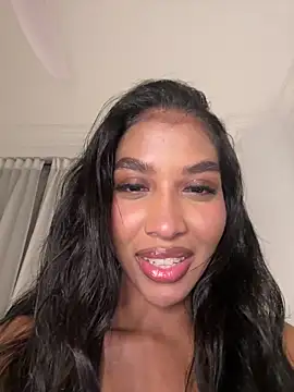 IamCrystal2 online show from 04/17/26, 11:51