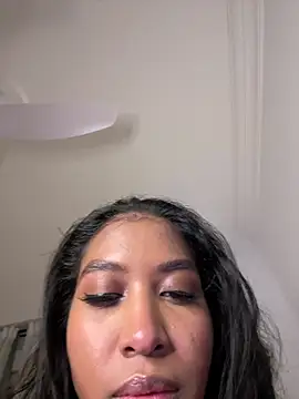 IamCrystal2 online show from 03/08/26, 02:37