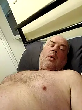 Snapshot of thank1973 chatting on 10/11/25, 10:27 thank1973 online show from 10/11/25, 10:27