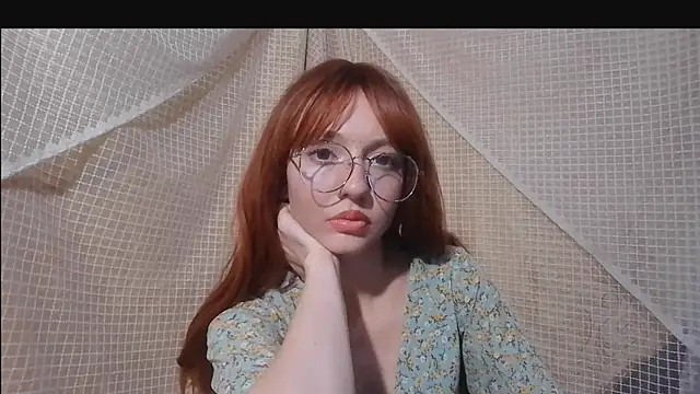 Snapshot of IsabellaBlacky chatting on 09/17/25, 03:41 IsabellaBlacky online show from 09/17/25, 03:41
