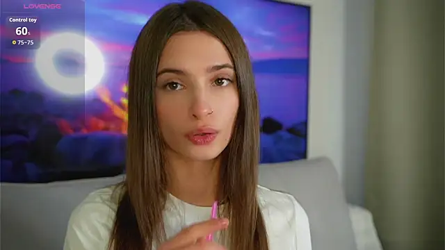 EvaLung777 online show from 11/04/25, 08:40