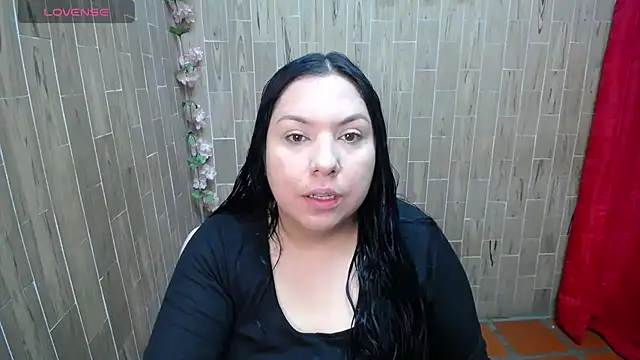 solyeria online show from 12/18/25, 03:55