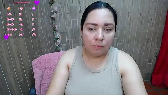 Snapshot of solyeria chatting on 10/09/25, 08:42 solyeria online show from 10/09/25, 08:42
