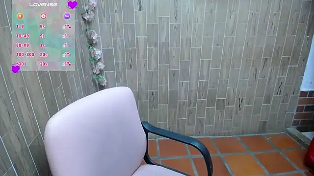 Snapshot of solyeria chatting on 02/21/26, 02:35 solyeria online show from 02/21/26, 02:35