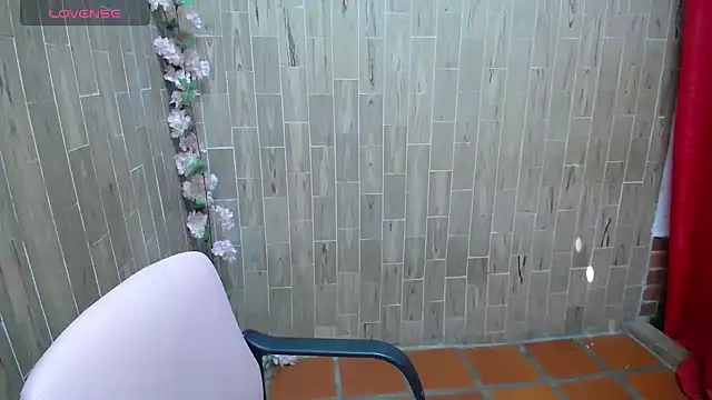 Snapshot of solyeria chatting on 09/21/25, 02:55 solyeria online show from 09/21/25, 02:55