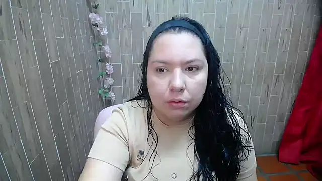 solyeria online show from 04/05/26, 12:12