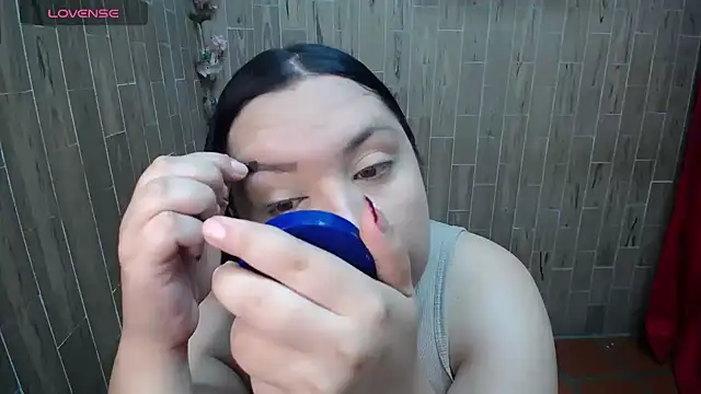 solyeria online show from 11/19/25, 06:52