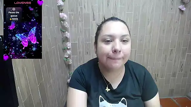 Snapshot of solyeria chatting on 03/09/25, 05:00 solyeria online show from 03/09/25, 05:00