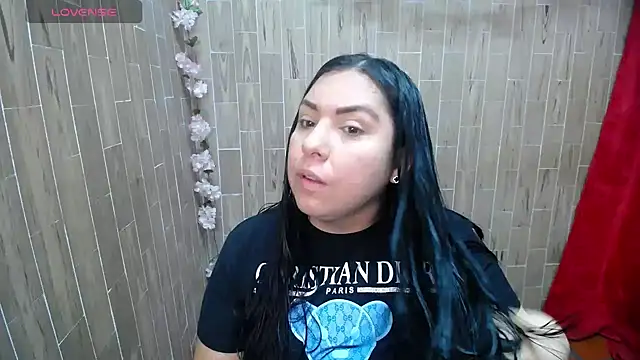 solyeria online show from 04/28/26, 12:09
