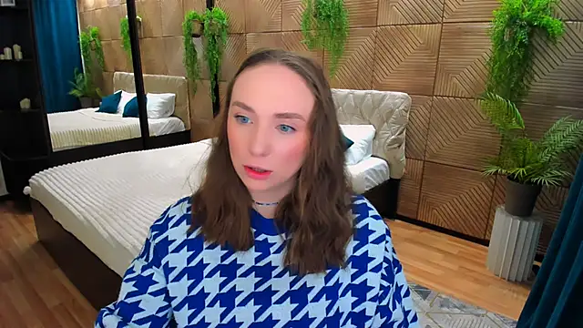 Snapshot of TrueReincarnation chatting on 02/08/26, 10:13 TrueReincarnation online show from 02/08/26, 10:13