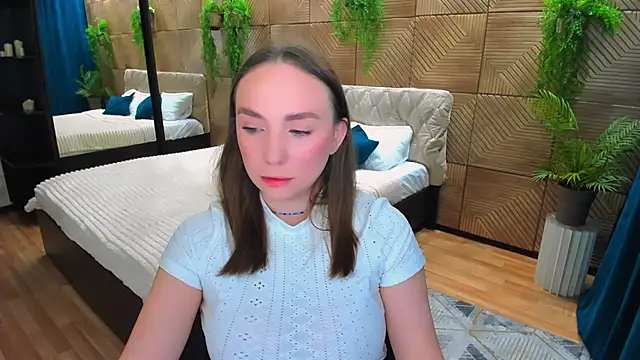 Snapshot of TrueReincarnation chatting on 02/12/26, 10:15 TrueReincarnation online show from 02/12/26, 10:15