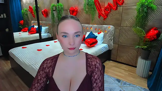 Snapshot of TrueReincarnation chatting on 02/14/26, 10:26 TrueReincarnation online show from 02/14/26, 10:26