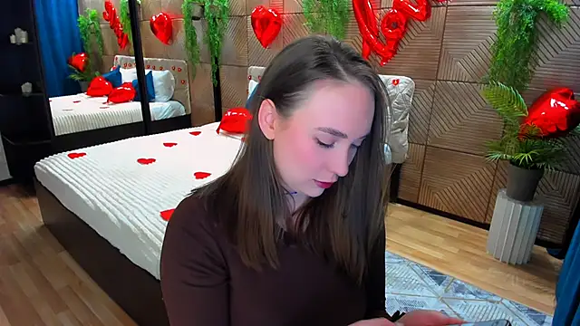 Snapshot of TrueReincarnation chatting on 02/15/26, 07:13 TrueReincarnation online show from 02/15/26, 07:13