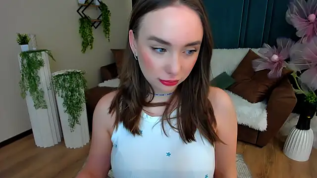 Snapshot of TrueReincarnation chatting on 02/28/26, 04:12 TrueReincarnation online show from 02/28/26, 04:12