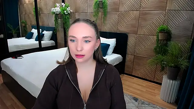 Snapshot of TrueReincarnation chatting on 10/16/25, 04:15 TrueReincarnation online show from 10/16/25, 04:15