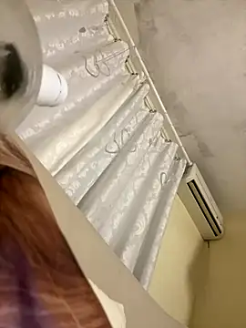 Snapshot of Bia_sexynovaes chatting on 11/06/25, 12:58 Bia sexynovaes online show from 11/06/25, 12:58