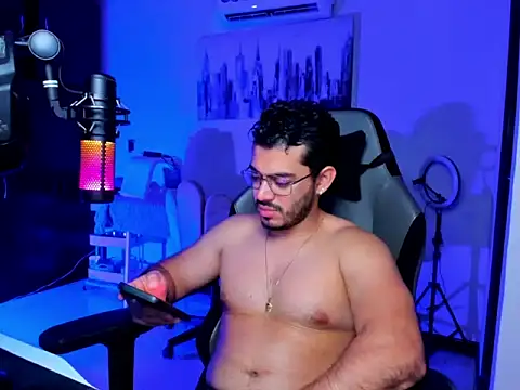 BrunoD31 online show from 04/15/26, 04:07