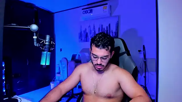 Snapshot of BrunoD31 chatting on 11/25/25, 03:51 BrunoD31 online show from 11/25/25, 03:51