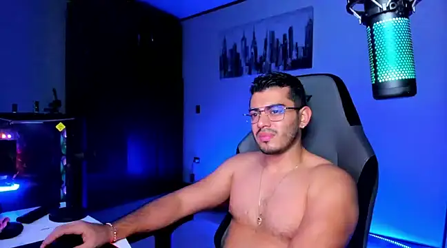 Snapshot of BrunoD31 chatting on 03/09/25, 10:19 BrunoD31 online show from 03/09/25, 10:19