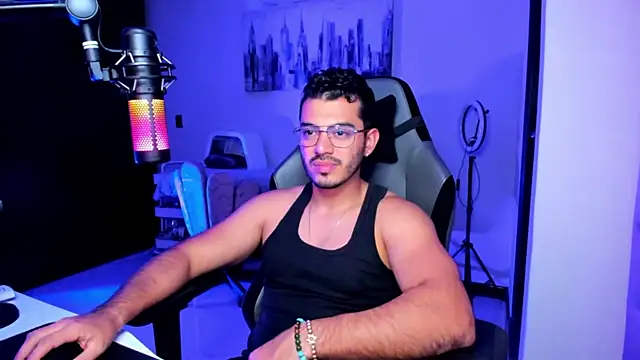 Snapshot of BrunoD31 chatting on 10/27/25, 04:46 BrunoD31 online show from 10/27/25, 04:46