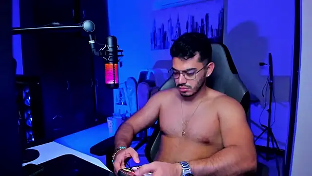 Snapshot of BrunoD31 chatting on 12/01/25, 12:28 BrunoD31 online show from 12/01/25, 12:28