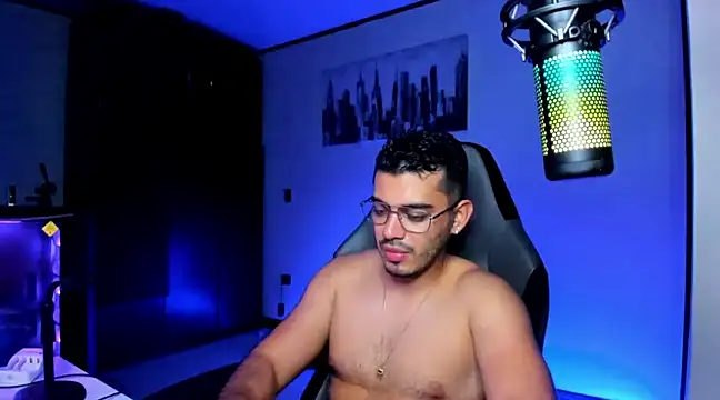 Snapshot of BrunoD31 chatting on 02/26/25, 03:03 BrunoD31 online show from 02/26/25, 03:03