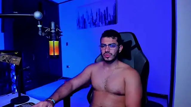 Snapshot of BrunoD31 chatting on 10/09/25, 05:30 BrunoD31 online show from 10/09/25, 05:30