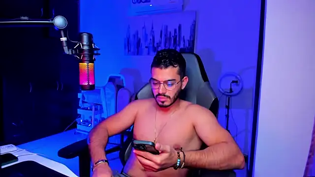 BrunoD31 online show from 01/13/26, 03:43