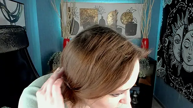 Snapshot of Lella_Ryann_ chatting on 03/05/25, 06:56 Lella Ryann online show from 03/05/25, 06:56