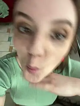 Snapshot of Lella_Ryann_ chatting on 02/26/25, 06:26 Lella Ryann online show from 02/26/25, 06:26