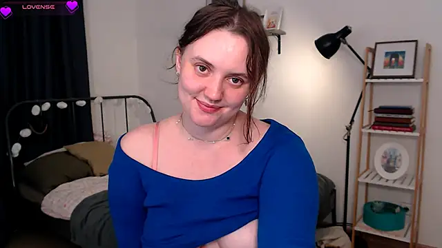 Snapshot of Lella_Ryann_ chatting on 06/16/26, 06:30 Lella Ryann online show from 06/16/26, 06:30
