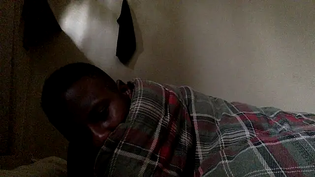 louu51 online show from 07/17/26, 02:25