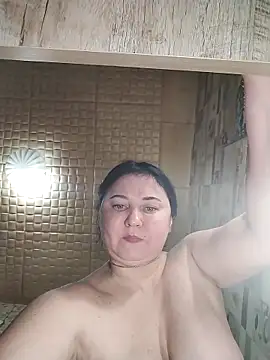 Snapshot of Holly-69 chatting on 03/11/25, 03:56 Holly-69 online show from 03/11/25, 03:56