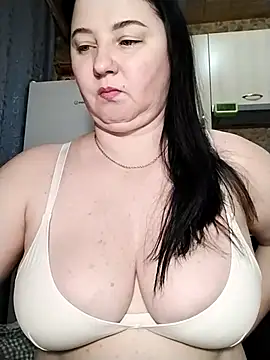 Snapshot of Holly-69 chatting on 03/16/25, 04:34 Holly-69 online show from 03/16/25, 04:34