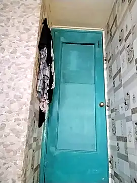 Snapshot of Holly-69 chatting on 02/23/26, 10:16 Holly-69 online show from 02/23/26, 10:16