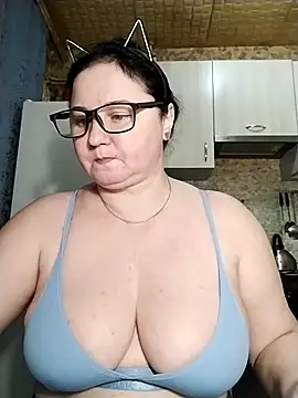 Holly-69 online show from 04/04/26, 05:30